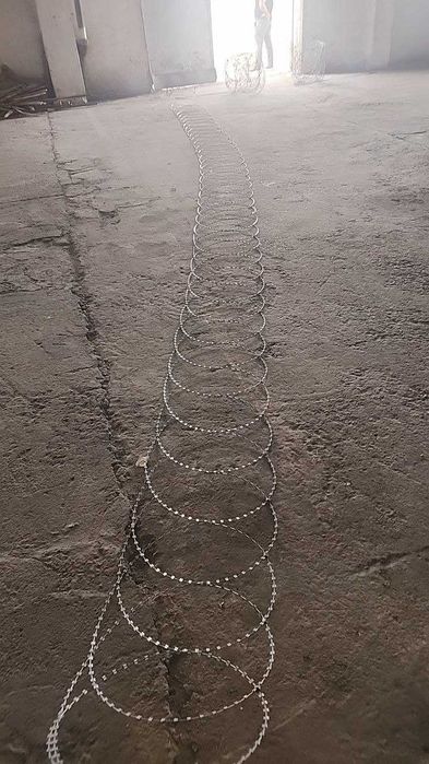 Егоза оптом Колючая проволока