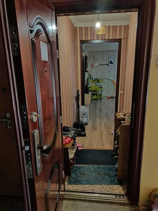 СУПЕР ЛОКАЦИЯ!Коракамиш 1 хона/2-этаж квартира сотилади!