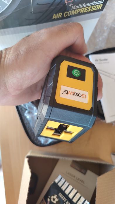 Vând laser nou în cutie
