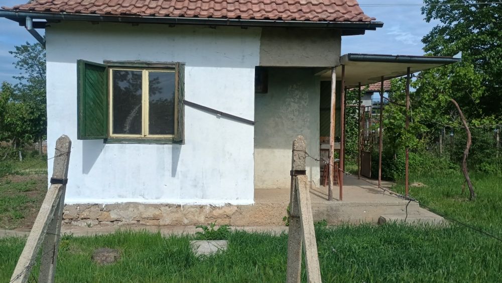 Продава се Къща в Свищов - 30 кв.м за 255 €/кв.м - Снимка #1