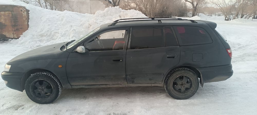 Продам Toyota Caldina