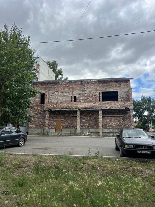 Коммерческое здание