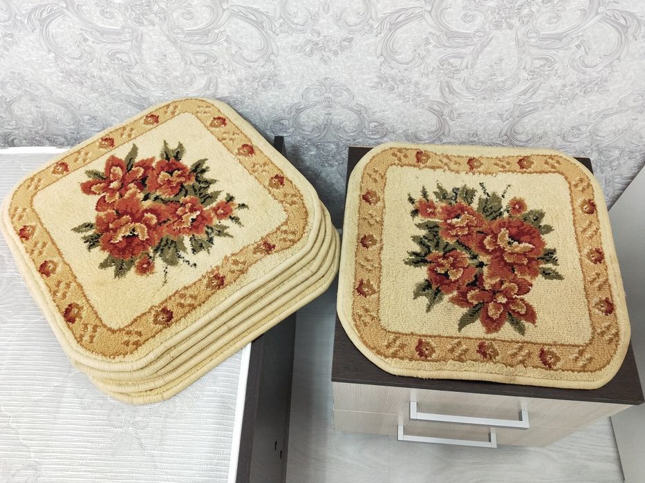 Коврики на стулья