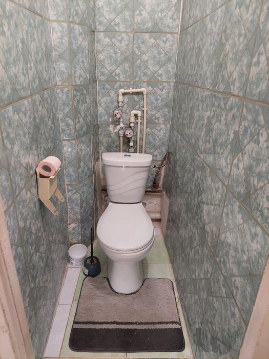 Сдам 2 х комн на Достыке