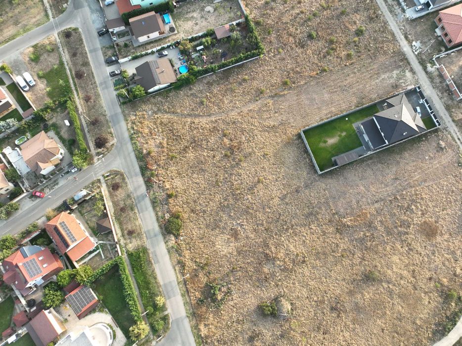 Teren 2.061 mp, Str. 3, zona Tineretului, Vladimirescu
