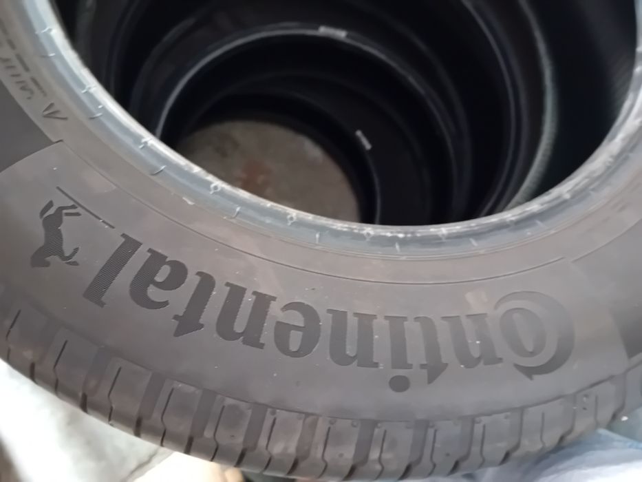 Vând cauciucuri continental vara ecocontact 6 215/65 r17 103v xl