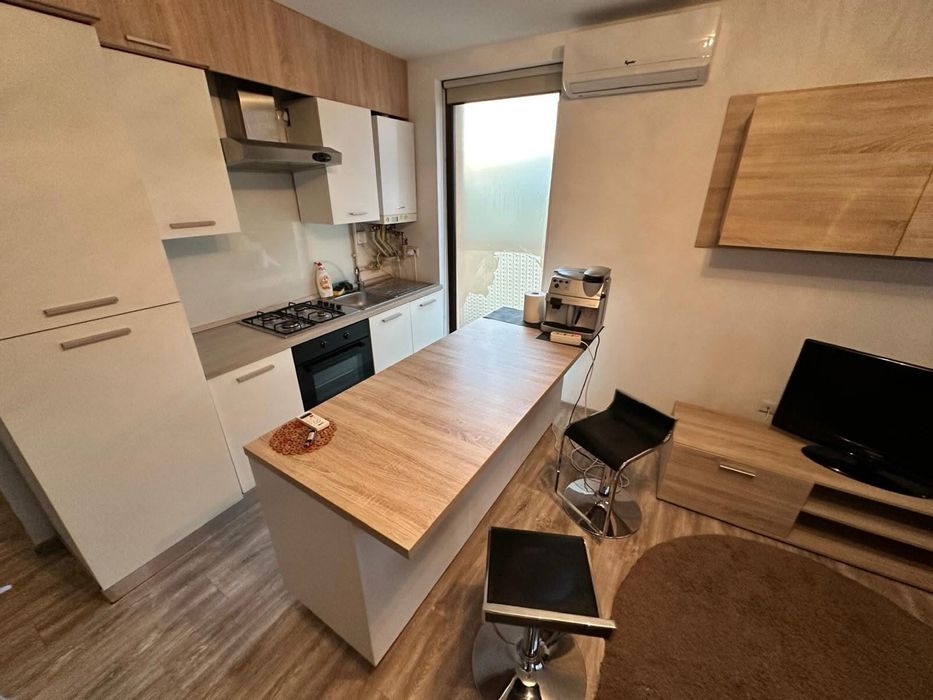 Ofer spre inchirere Apartament 2 camere zona 1 Iunie