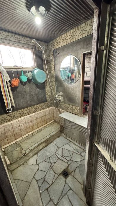 Продается дом в районе Икром Шашлык