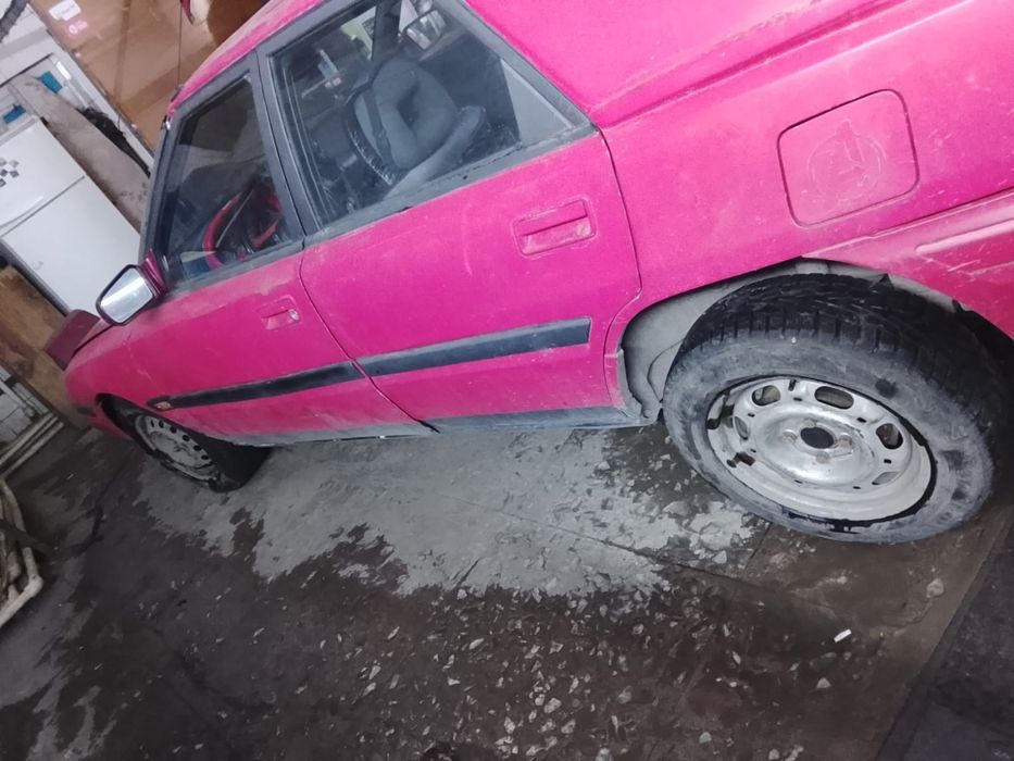 Продам мазда 323 обмен с вашей доплатой