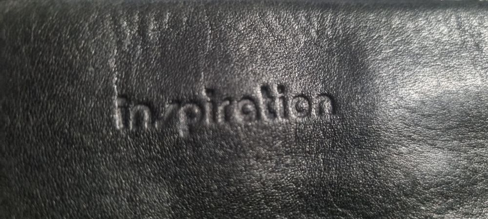 Раничка от естествена кожа