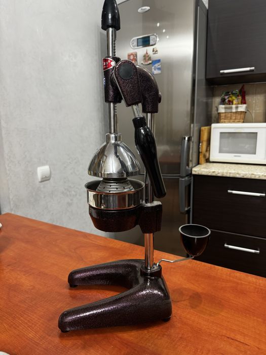 Соковыжималка для граната