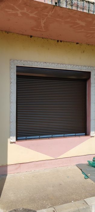 Termopane și Rulouri Exterioare