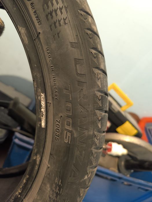 Летние шины 225/45R17 Bridgestone