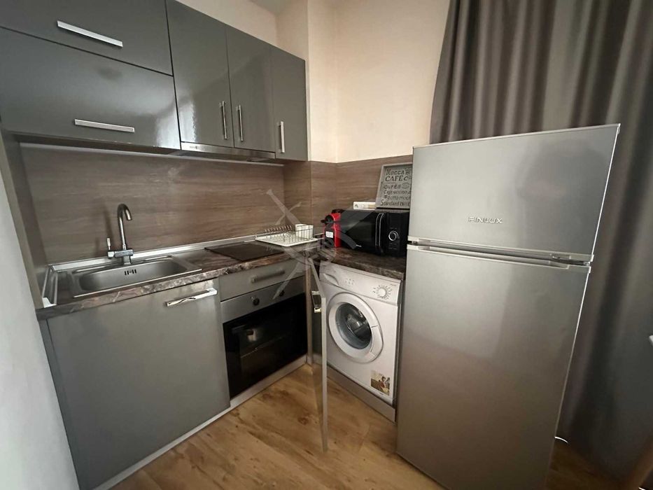 Продава се Двустаен апартамент в Поморие - 53 кв.м за 1548 €/кв.м - Снимка #2