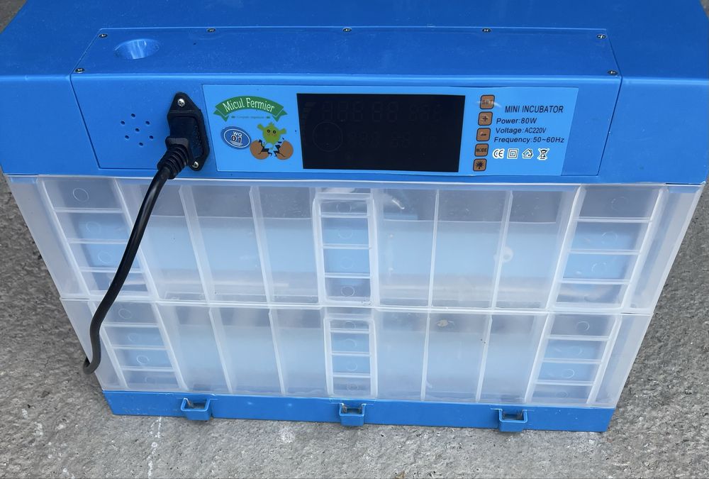 Incubator Automat cu 2 etaje