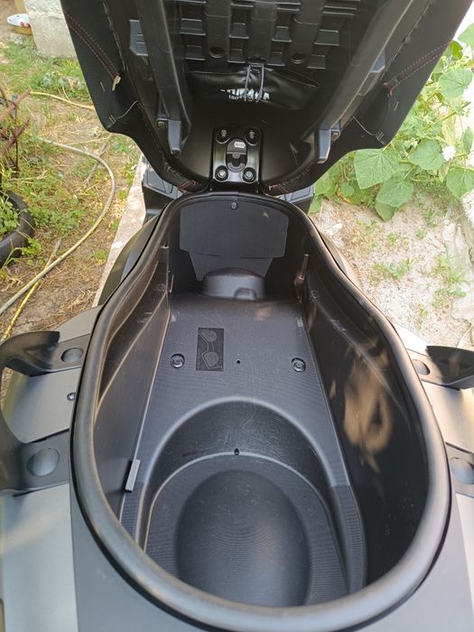 Scuter Yamaha X-max 250 abs