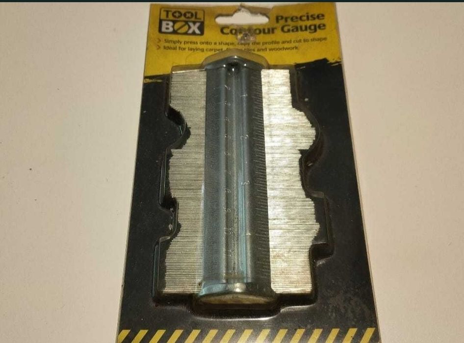 Set montare parchet laminat + șablon contur NOI
