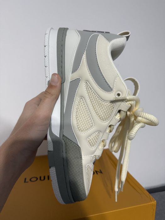 LV Skates Gri cu Alb Marimea 45