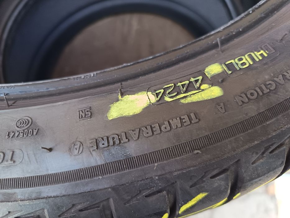 Anvelope vara 255 40 20 Bridgestone 2022 6mm