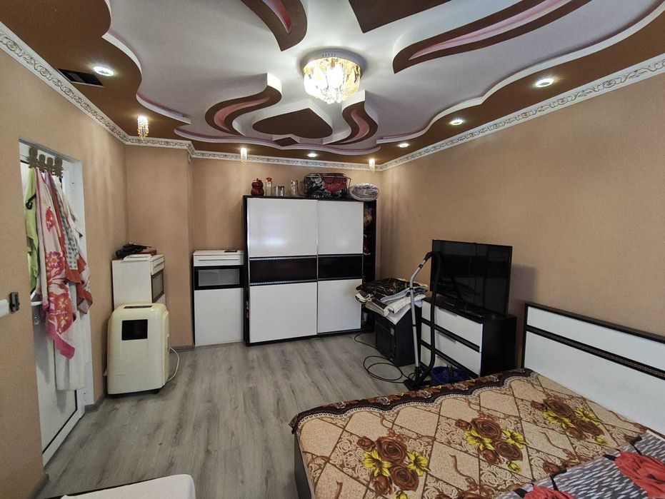 Тристаен апартамент, кв. Запад 3