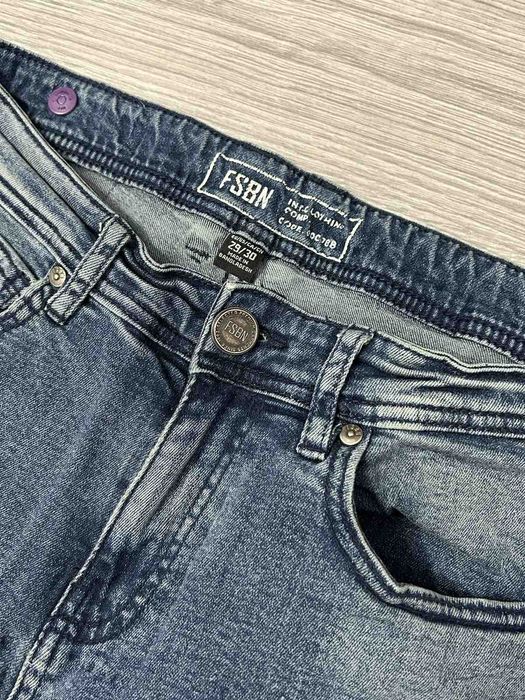 Дамски еластични дънки