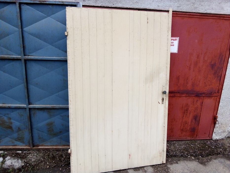 Гаражна врата-  190 h - 238