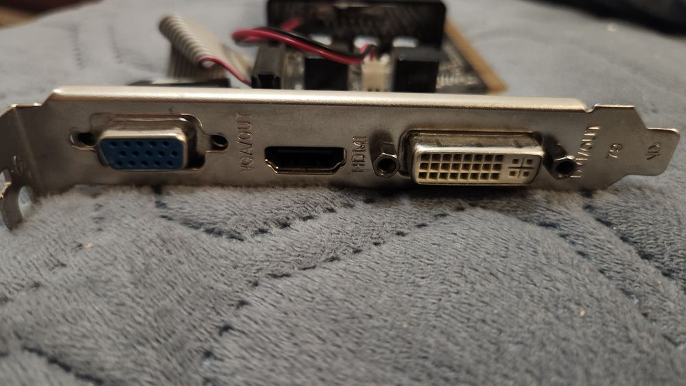 Intel i3 2110, ddr 3 1333 4 gb