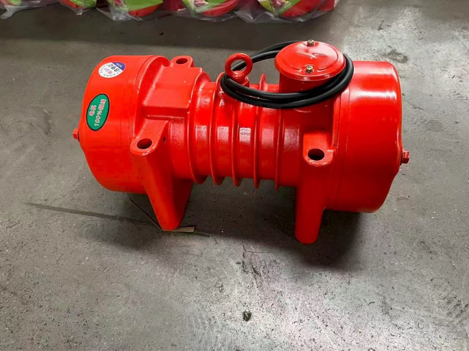 Редуктор XWD Моторы Вивраторы