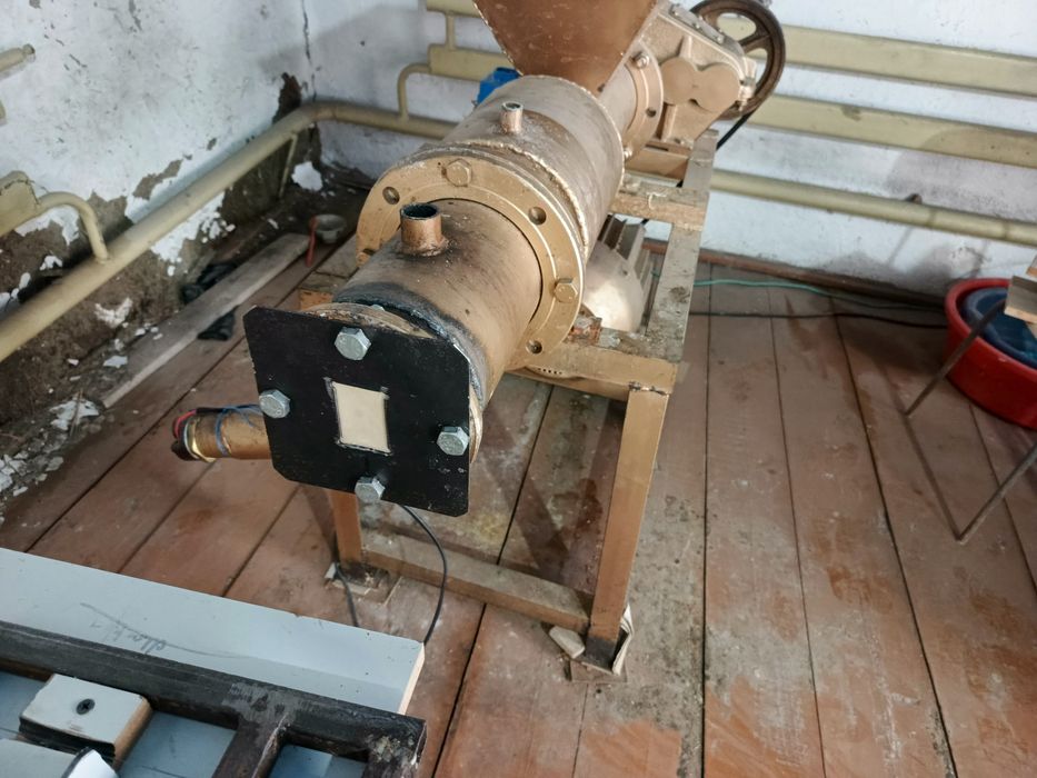 Совун аппарати сотилади