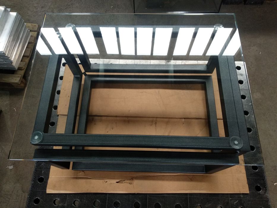 Метална арт маса(безкраен дизайн) infinity table, infinity design