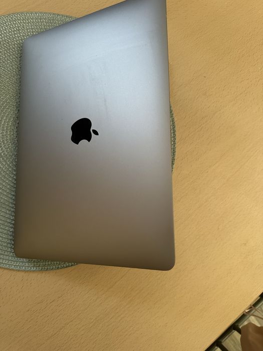 MacBook Air 2019 13”