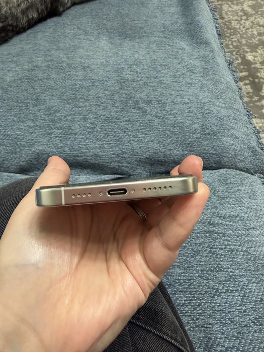 Продаю 16pro max 256gb