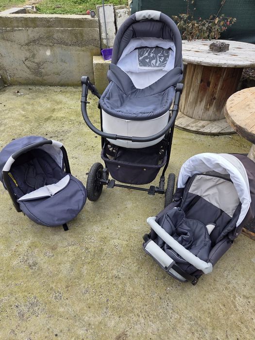 Vând cărucior 3 în 1