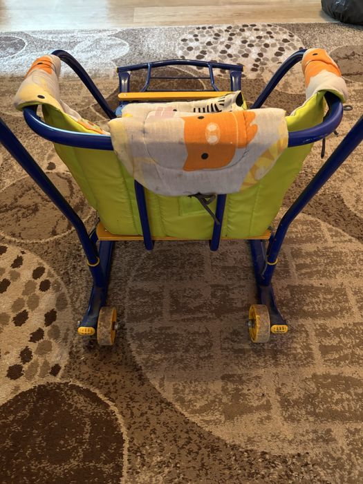 Продам санки в хорошем состоянии