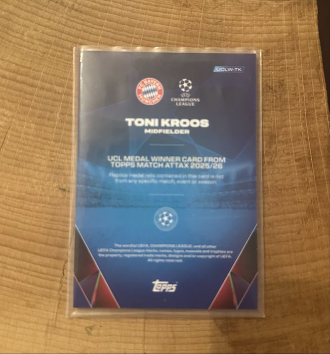 Cartonas Relic Toni Kroos Bayern Munchen Topps UCL Match Attax 2025
