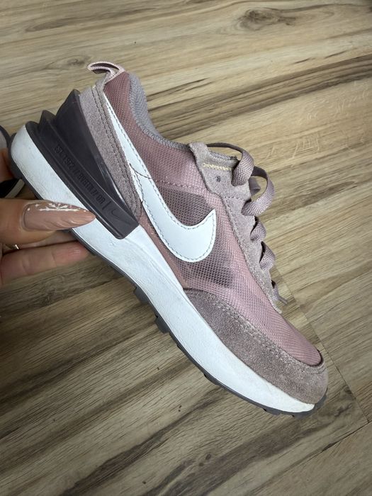 Оригинални юношески маратонки Nike Waffle One! 32 н