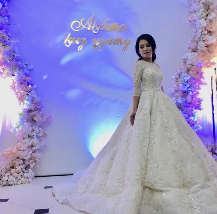 Продам свабедное платье.