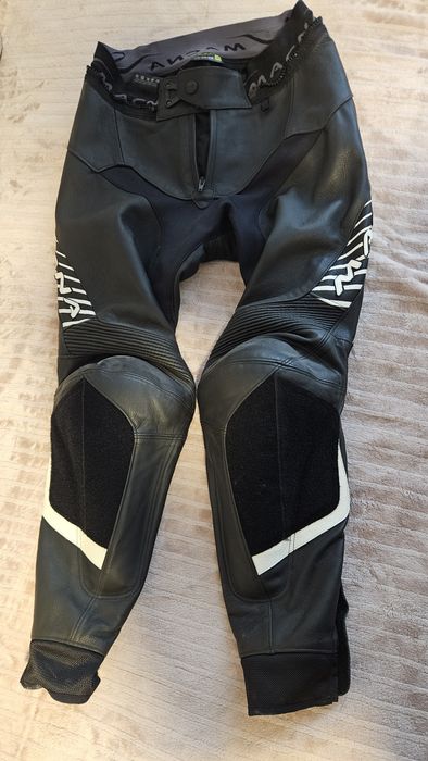 Vand pantaloni moto piele Macna