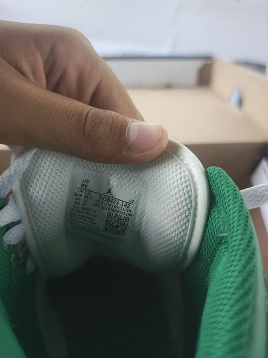 Jordan 1 mid verde și gri