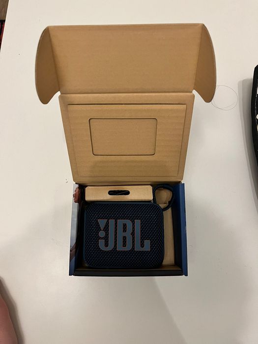 Boxă JBL Go4 bluetoth nouă
