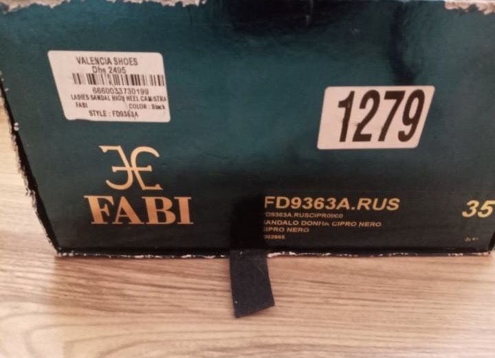 Босоножки Fabi оригинал размер 36