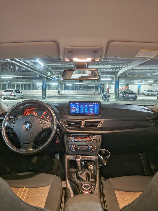 Proprietar vand BMW X1 2011