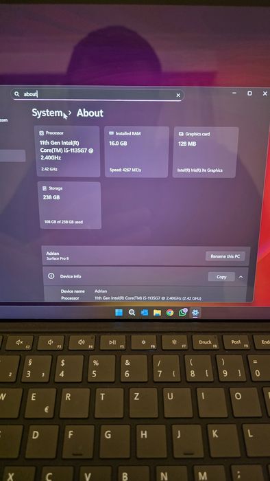 Microsoft Surface Pro 8  i5/16 gb/256gb