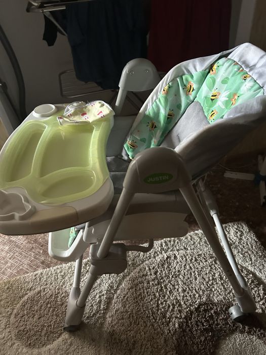 Продам стульчик для кормление