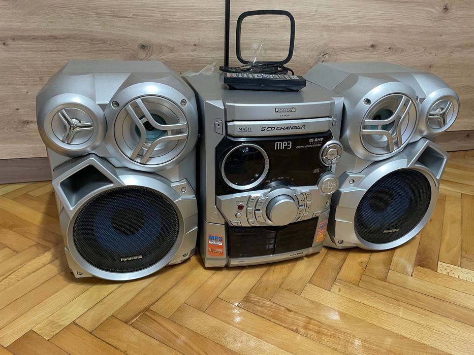 Combina muzicala Panasonic Ramnicu Sarat • OLX.ro