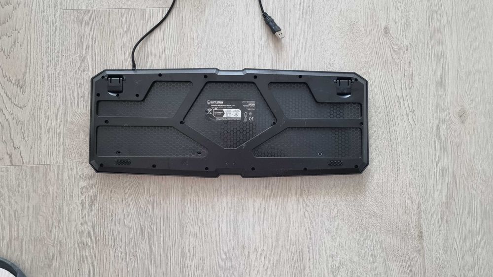 Tastatura PC Gaming LED RGB Battletron - Anti Ghosting, Taste multimedia, Palmrest