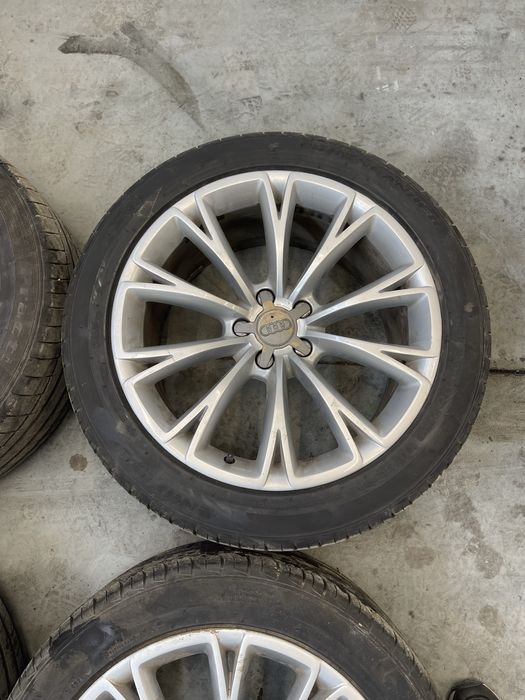 Jante aliaj Audi A8 255/45R19 9Jx19H2 et33