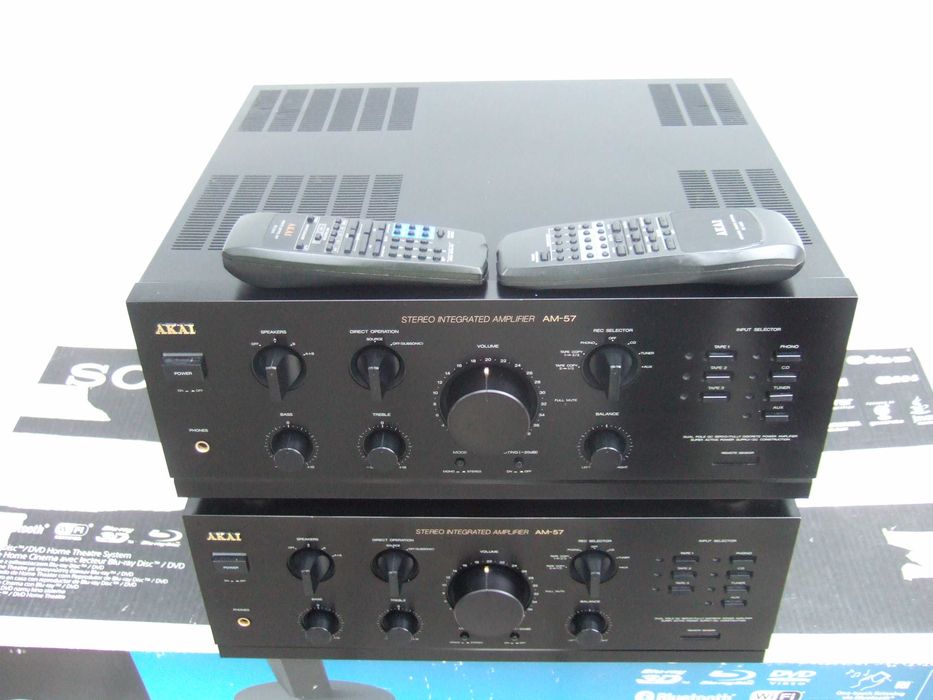 Amplificatoare Akai AM-57 [ Doua Aparate De Elita Cu telecomenzi ]