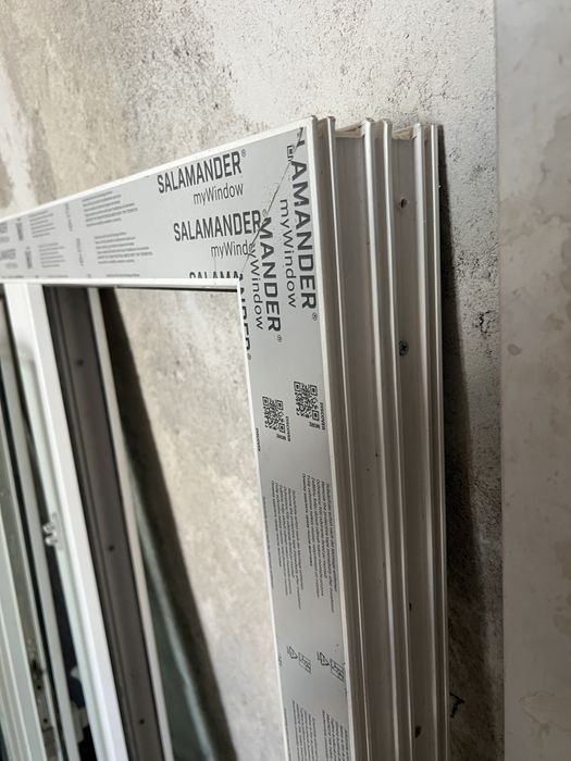 Vand fereastra de termopan Salamander 5 camere