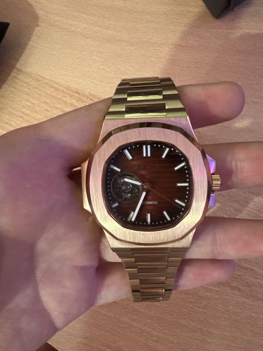Продавам Seiko Nautilus Open heart